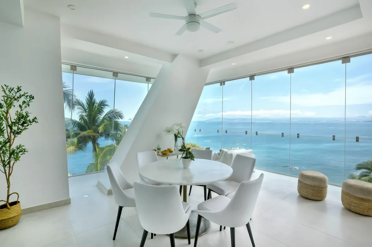 Wander Puerto Vallarta Crest #3