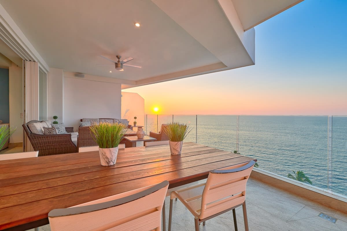 Wander Vallarta Cliffs #3