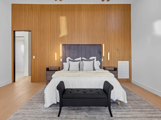 Bedroom 1 image 1