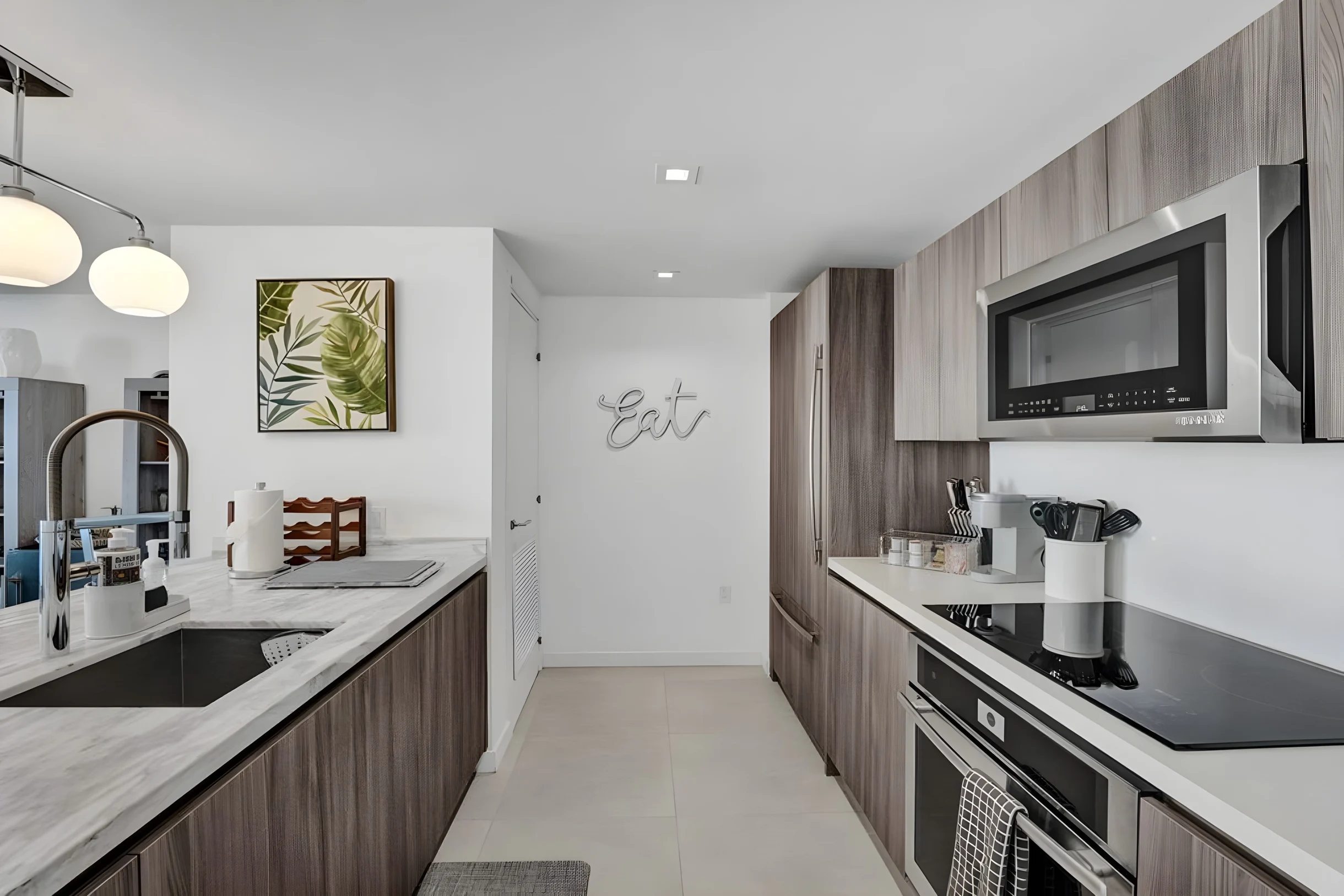 Lux Beach Condo. Hotel Amenities #22