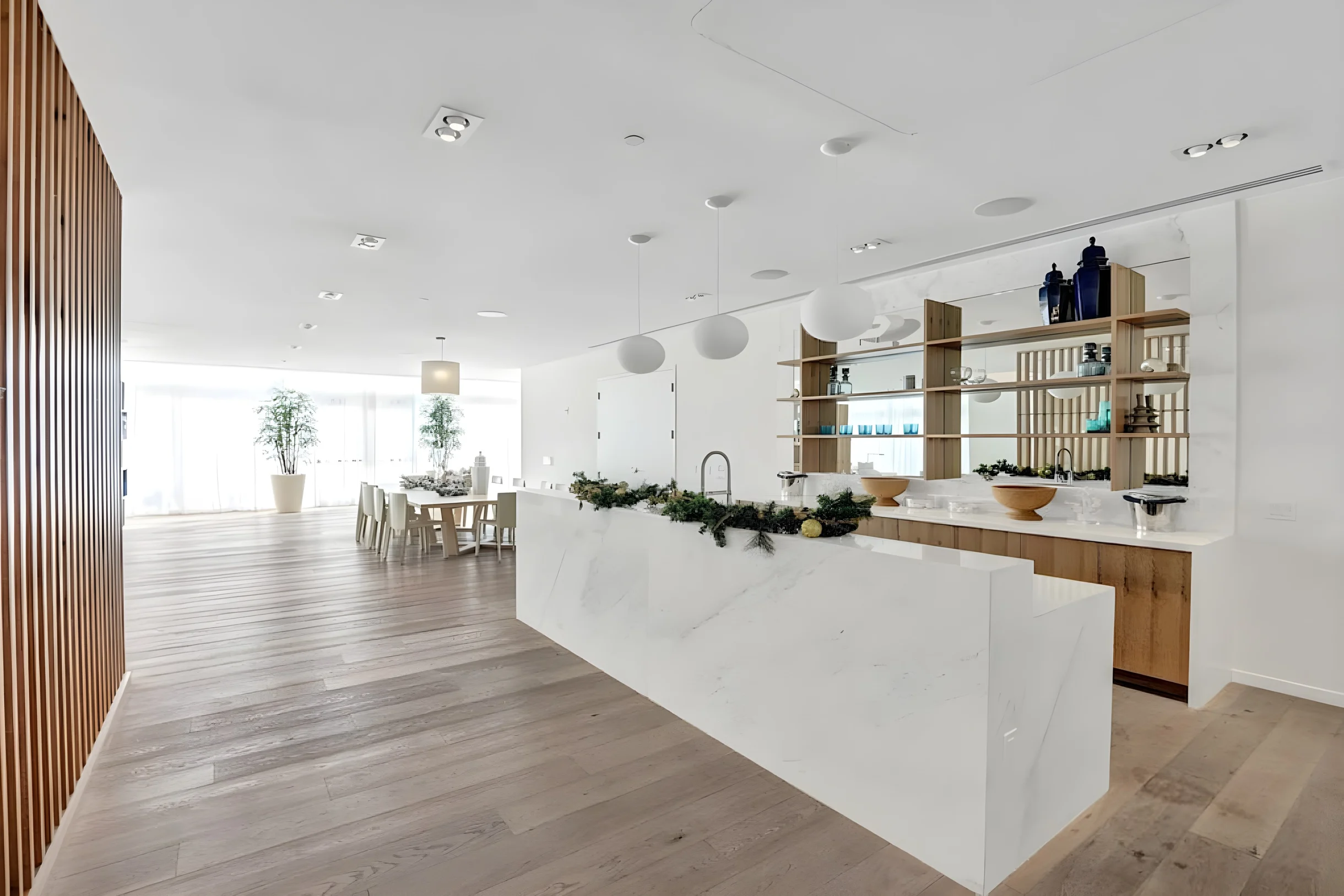 Lux Beach Condo. Hotel Amenities #25