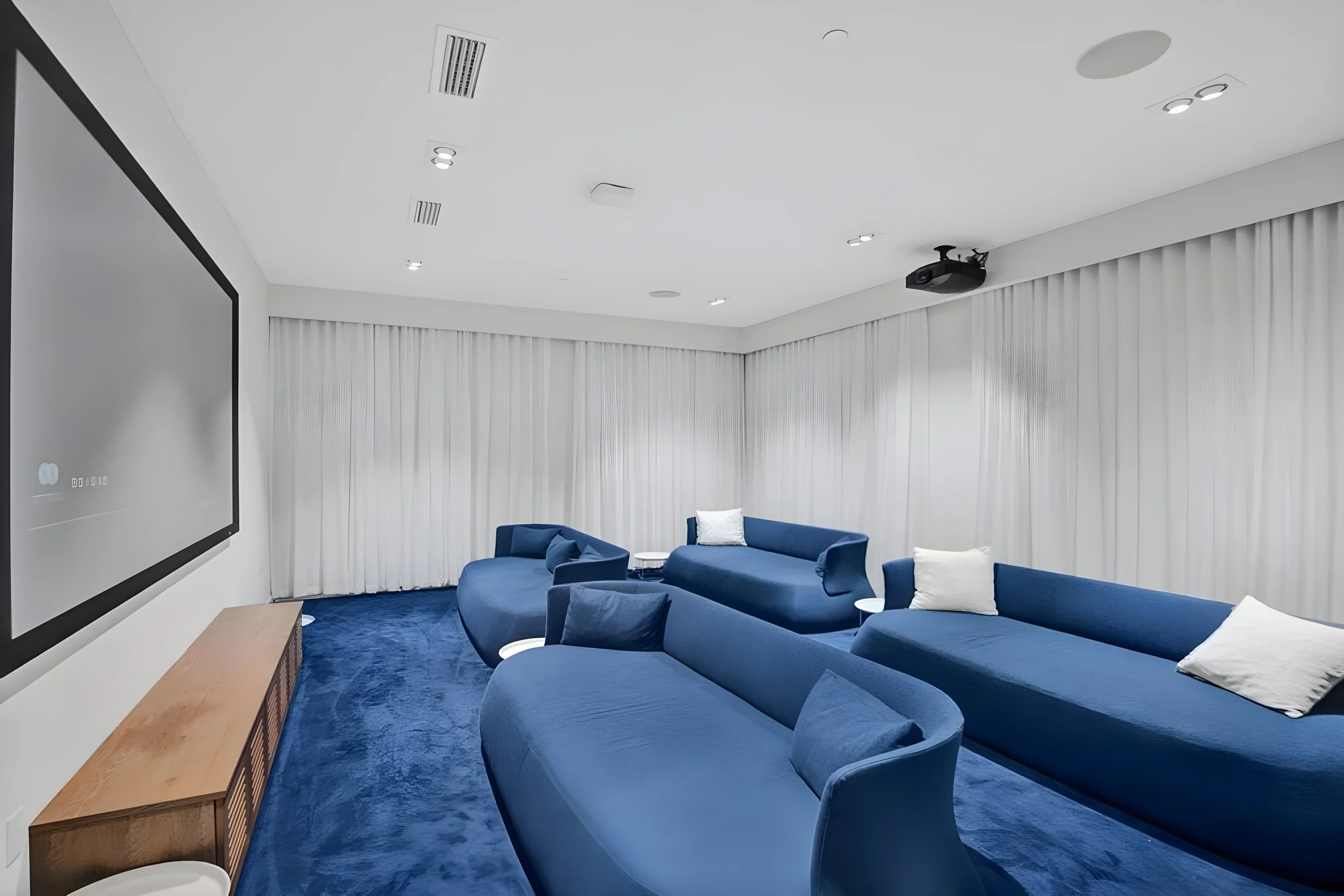 Lux Beach Condo. Hotel Amenities #28
