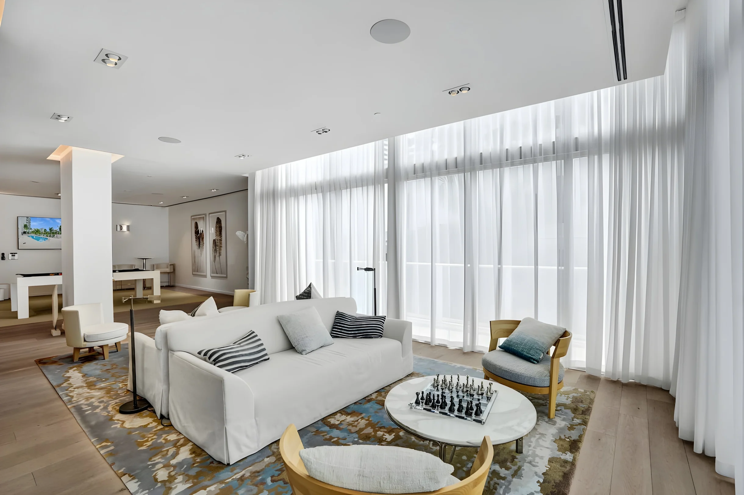 Exclusive Beachside Condo with 5-Star Amenities #9