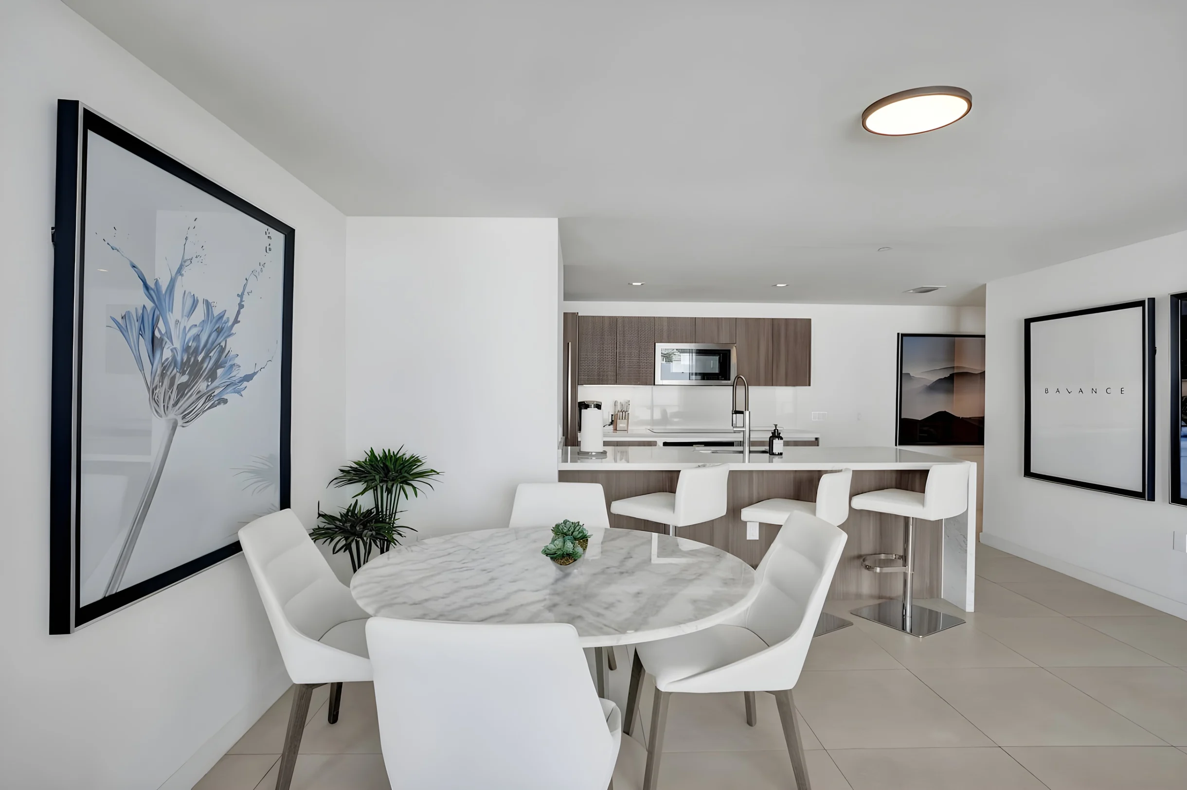 Exclusive Beachside Condo with 5-Star Amenities #8
