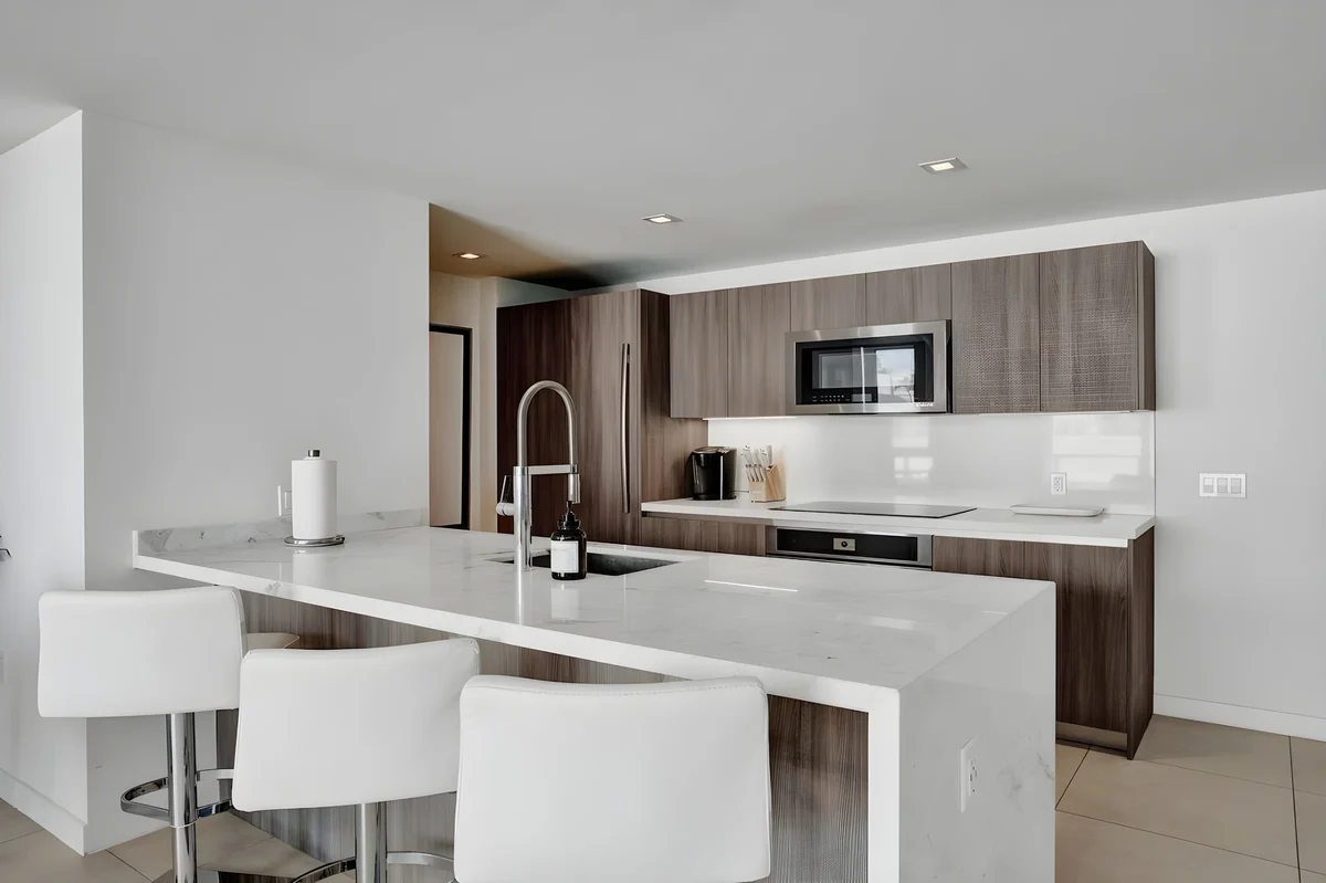 Wander Fort Lauderdale Dunes