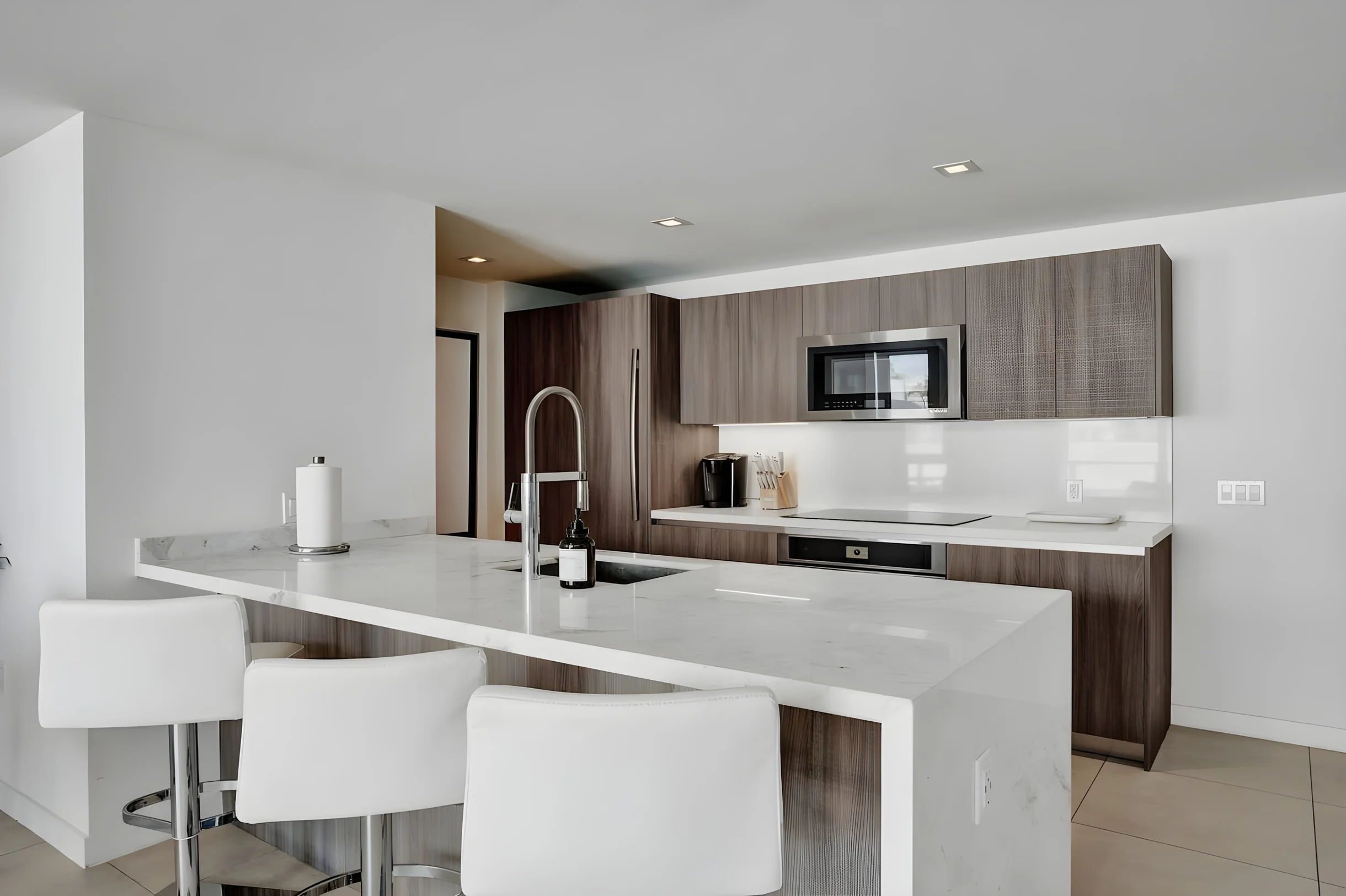 Exclusive Beachside Condo with 5-Star Amenities #12