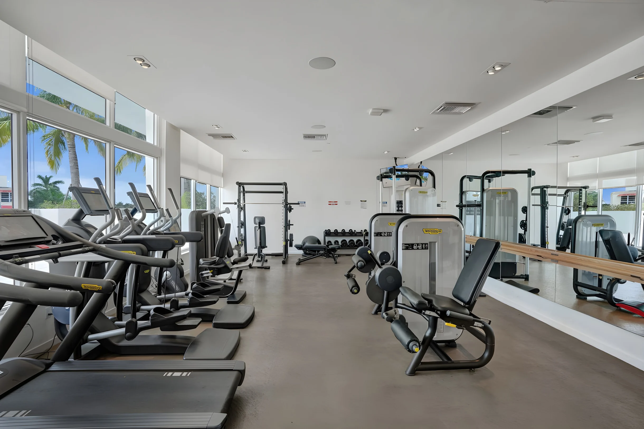 Exclusive Beachside Condo with 5-Star Amenities #6