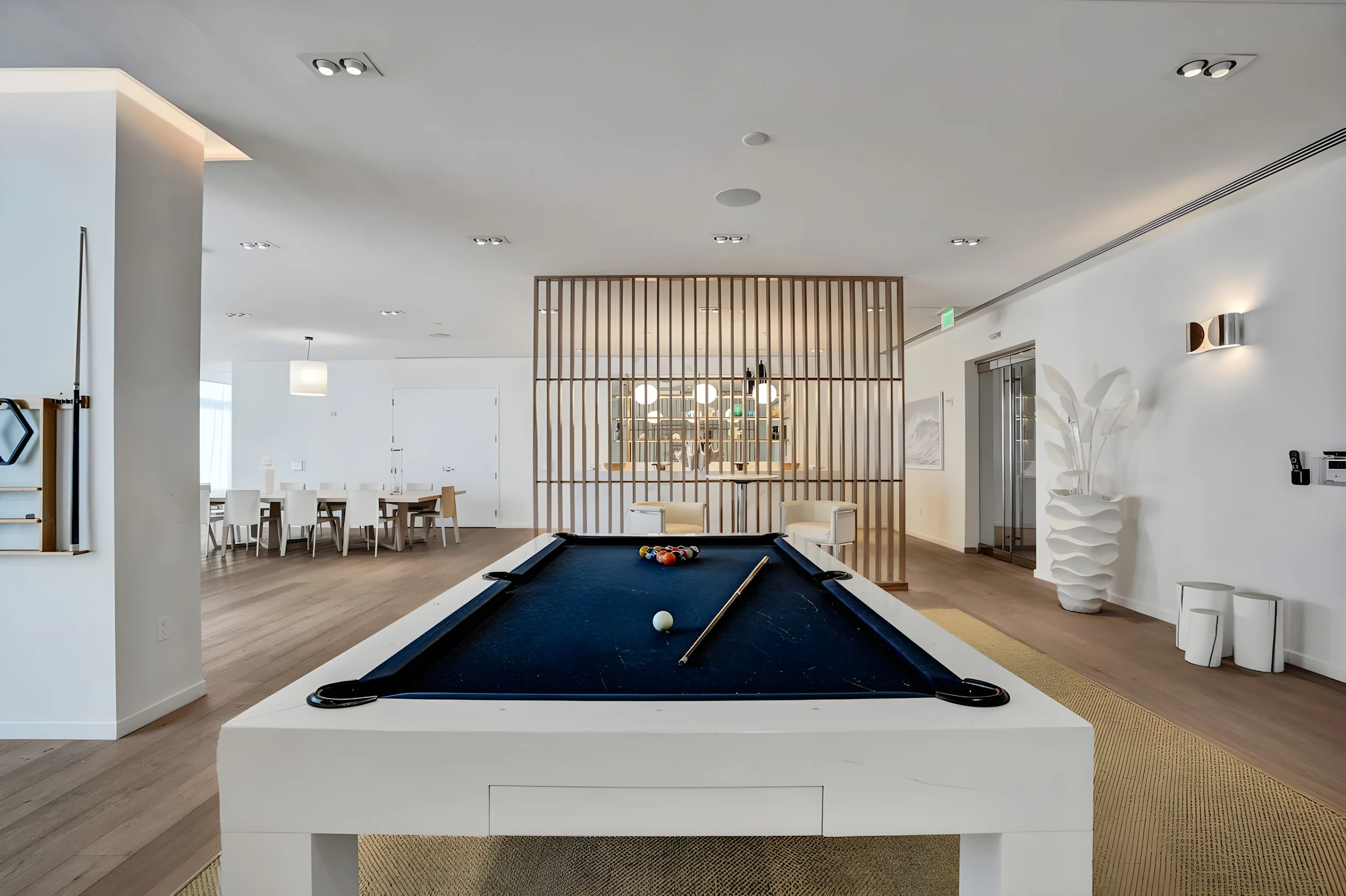 Exclusive Beachside Condo with 5-Star Amenities #31