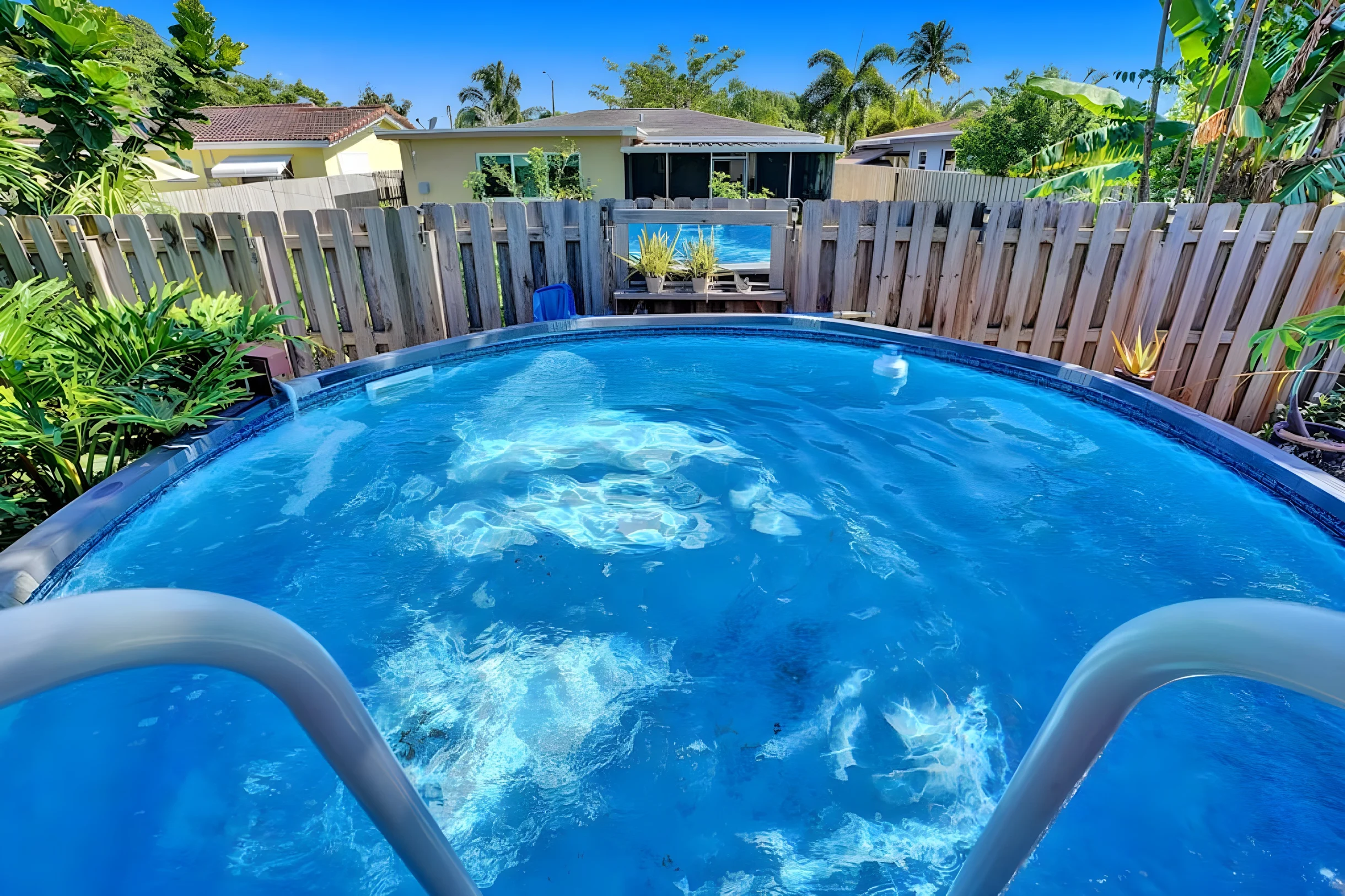 Mid-Century Chic | Pool & Hot Tub | Skyview Loft #14