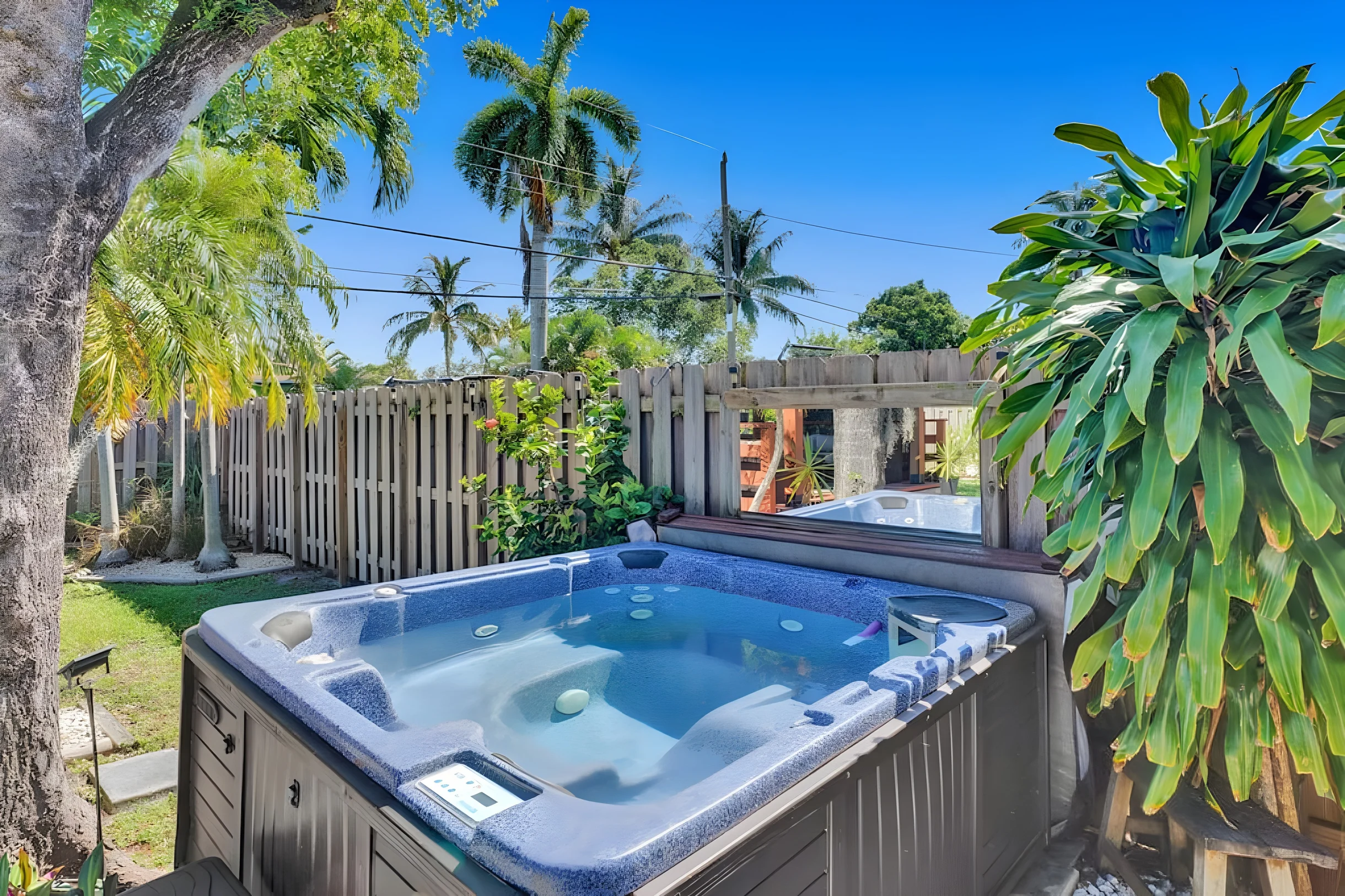 Mid-Century Chic | Pool & Hot Tub | Skyview Loft #39