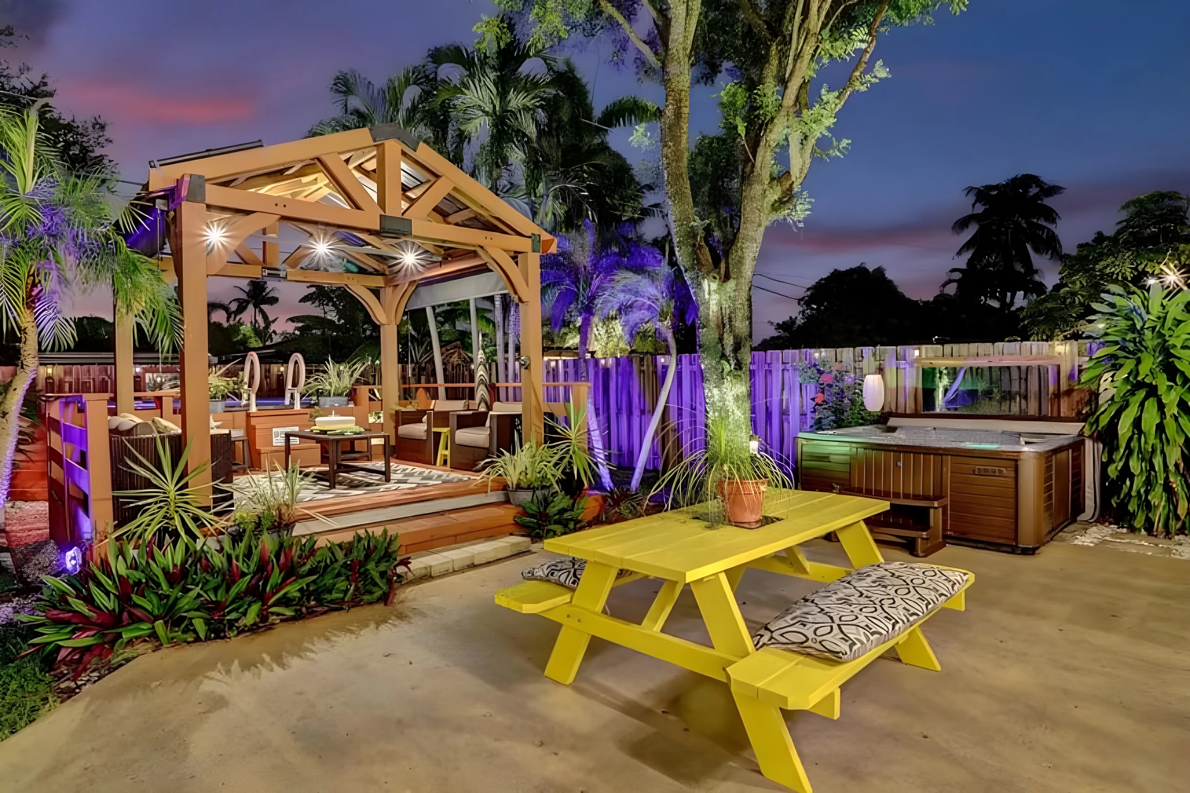 Mid-Century Chic | Pool & Hot Tub | Skyview Loft #25