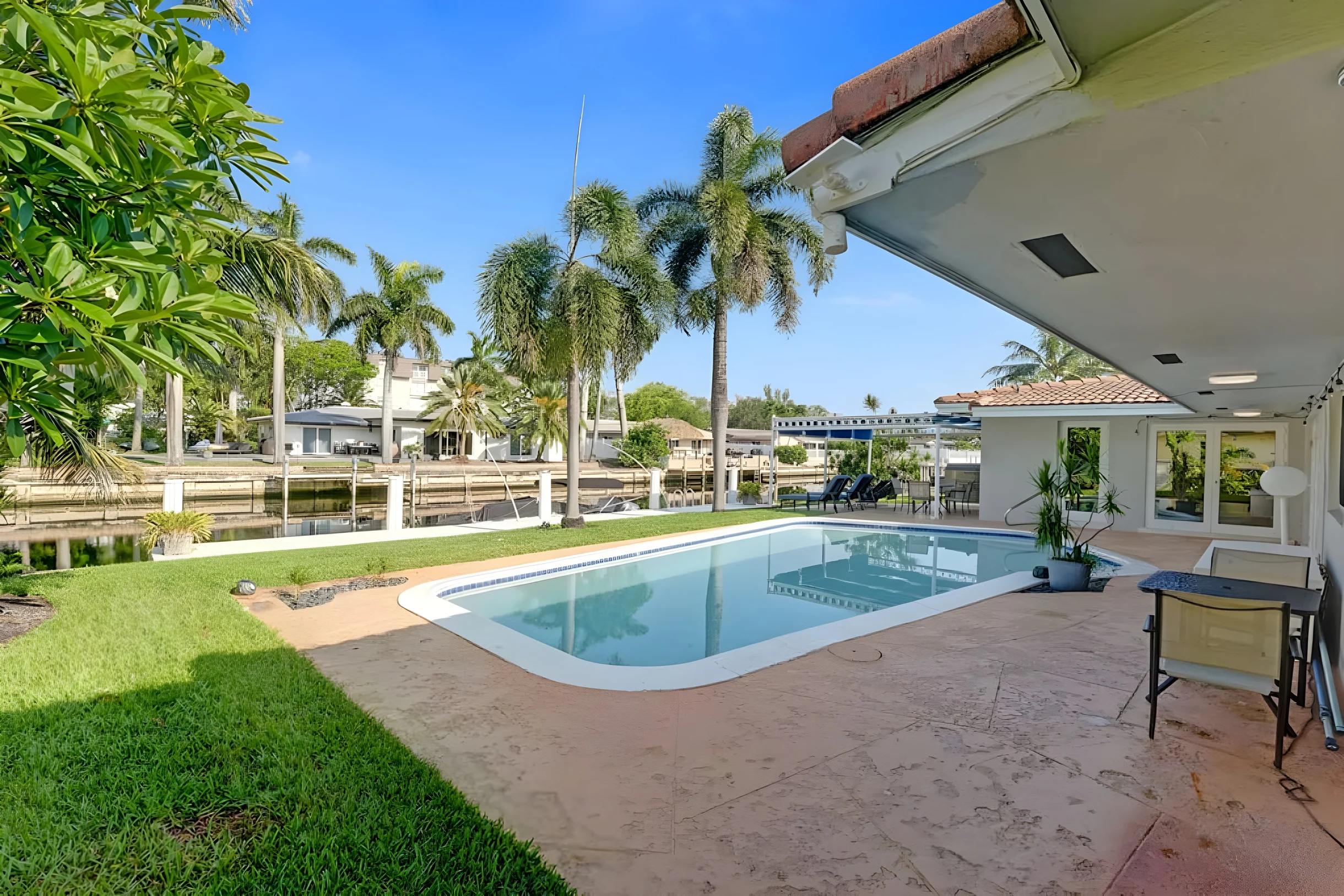Waterfront Serenity | Heated Pool & BBQ | Koi Pond #31