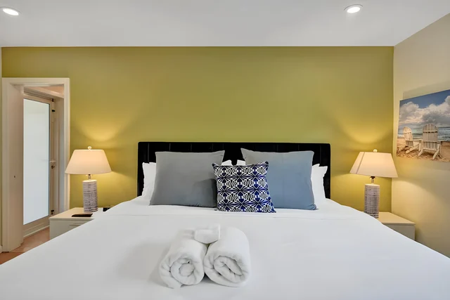 Bedroom 1 image 1