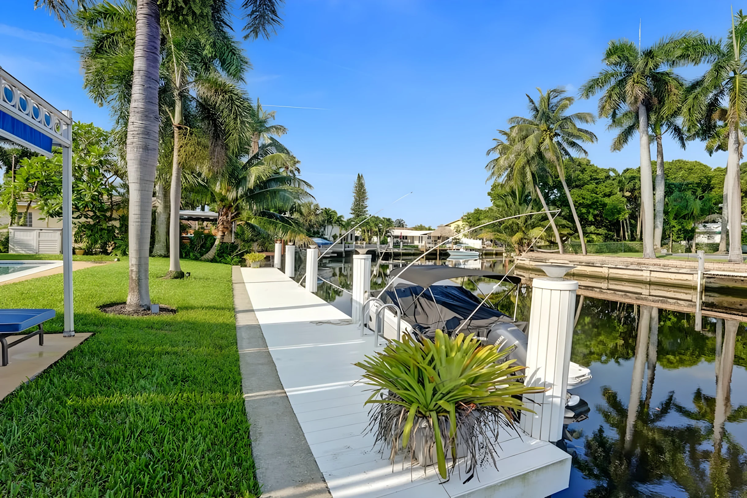 Waterfront Serenity | Heated Pool & BBQ | Koi Pond #25