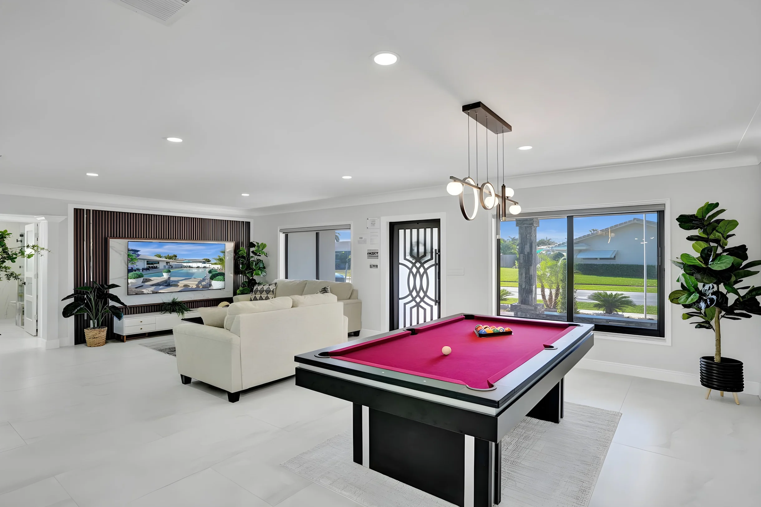 Waterfront Escape w Pool, Dockside Lounge & Games #40