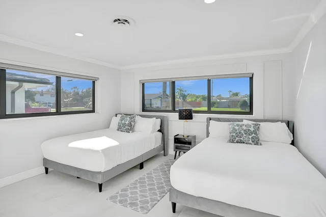 Bedroom 3 image 1