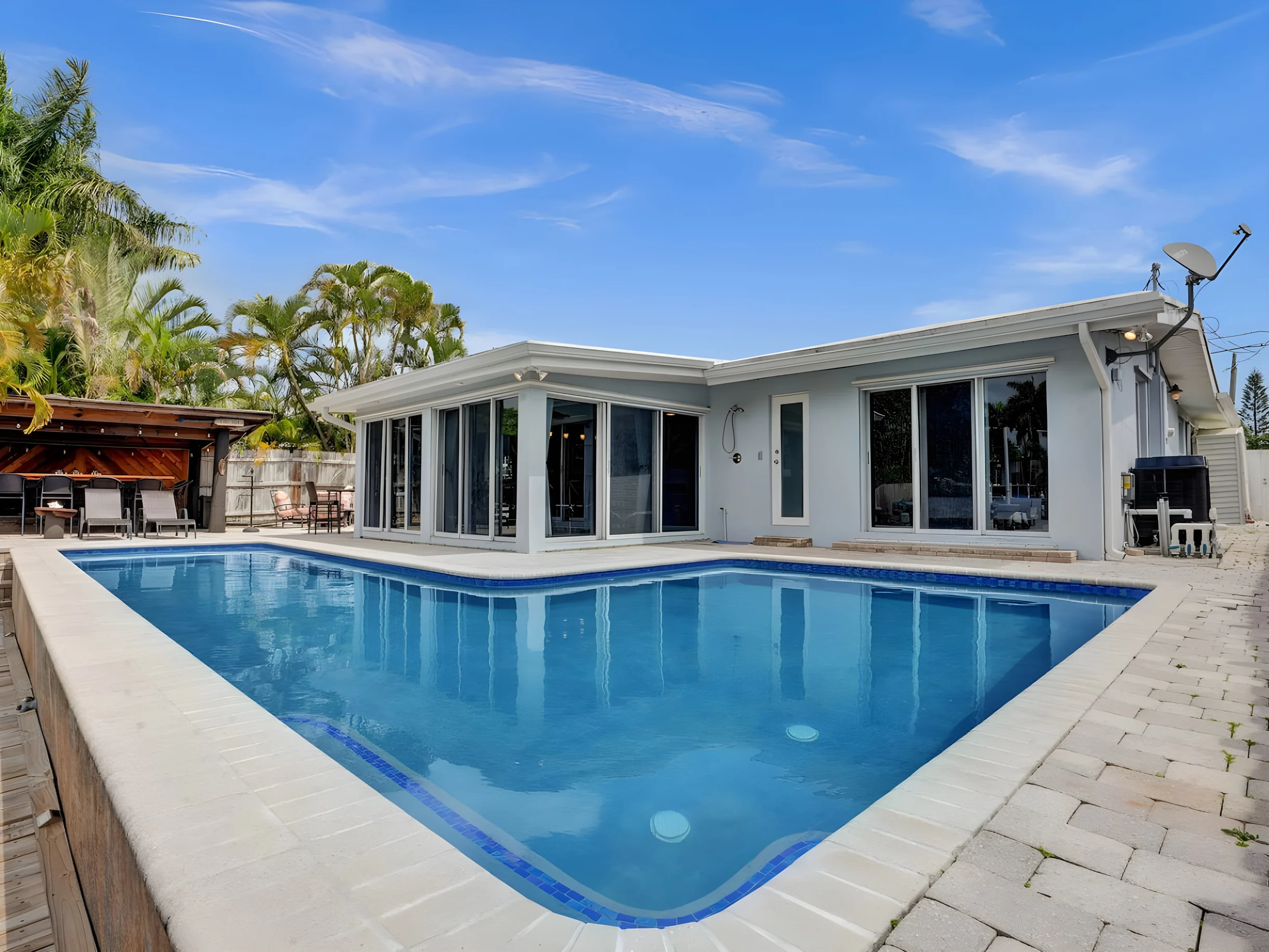 Home in Fort Lauderdale property photo 4