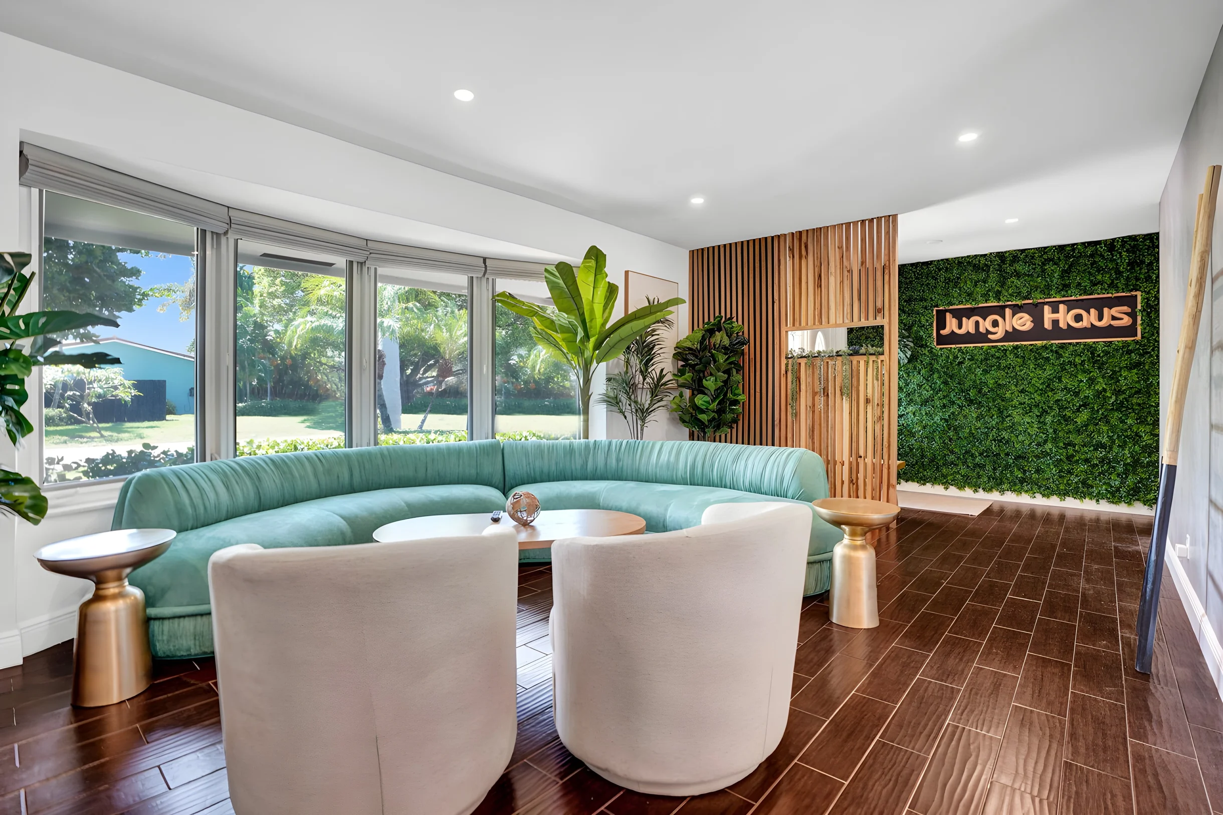 Family Beach Home. Pool & BBQ #12