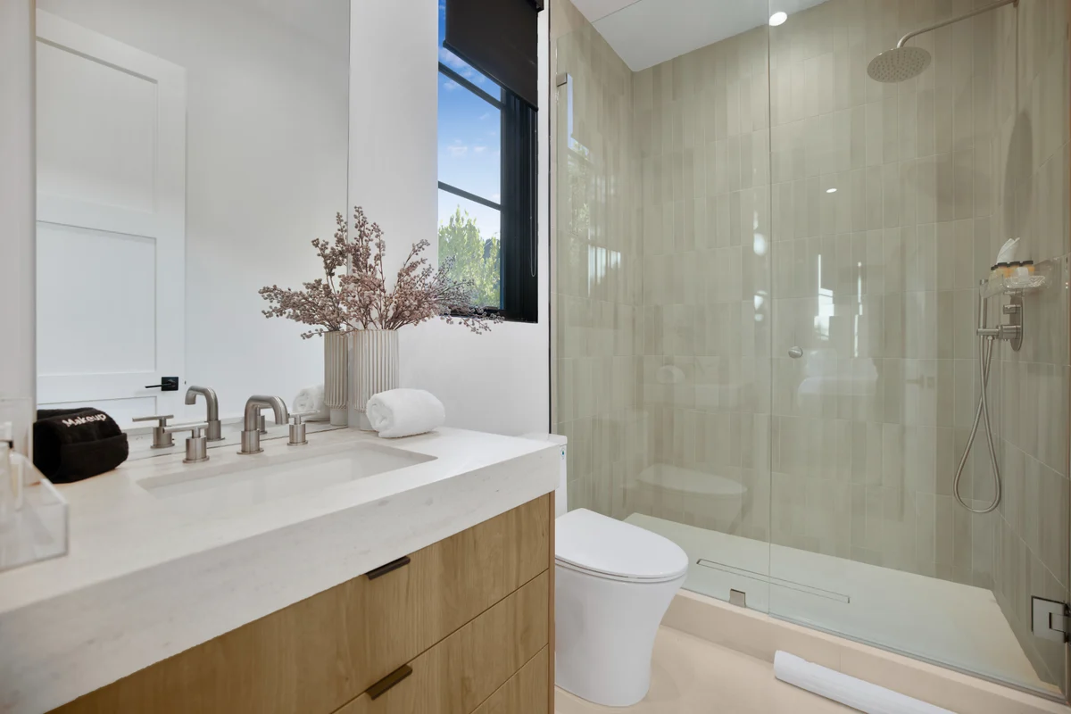 Wander North Hollywood Haven