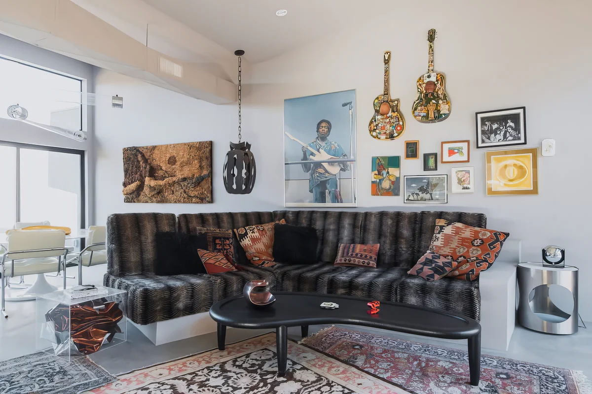 Wander Pioneertown Vista