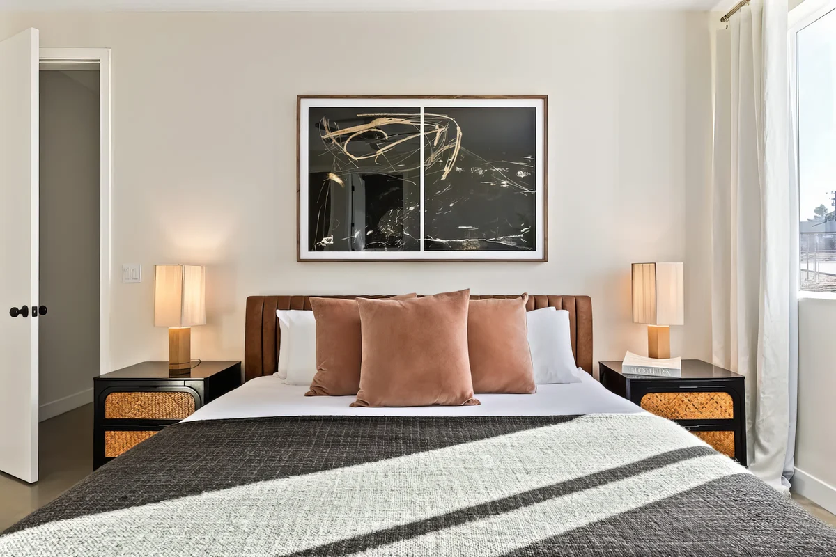 Wander Yucca Sands #20