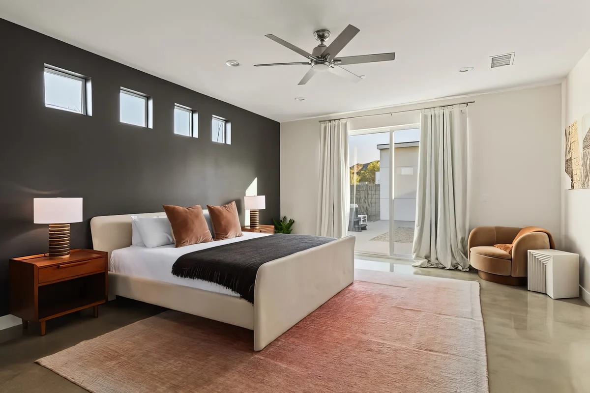 Wander Yucca Sands #23