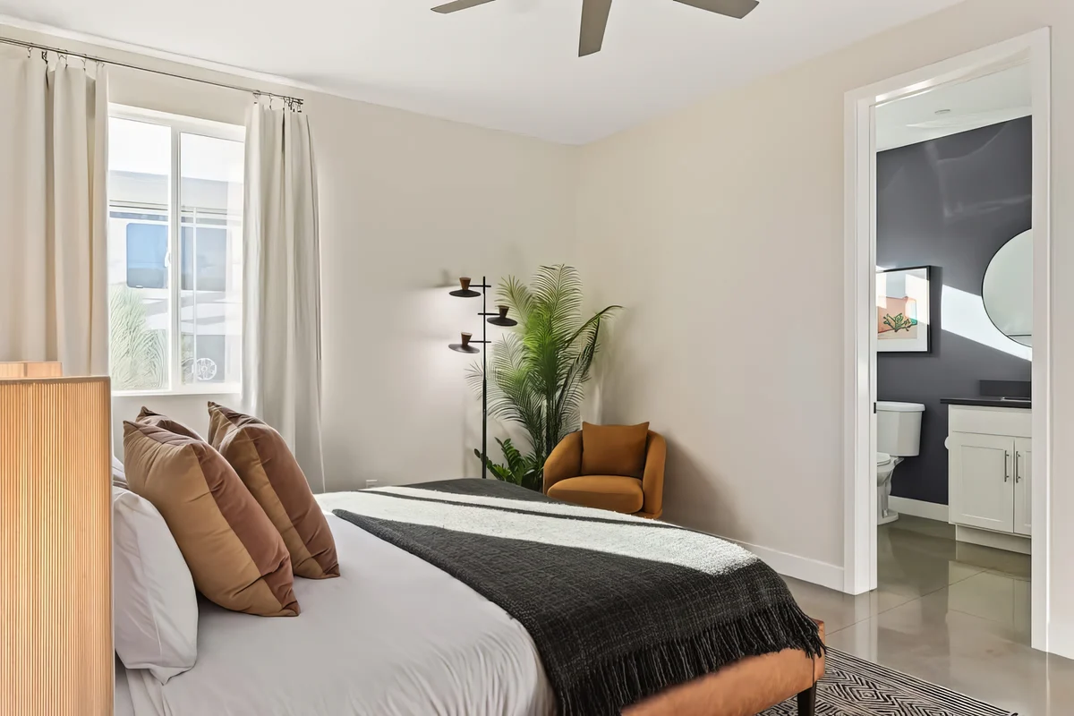 Wander Yucca Sands #32