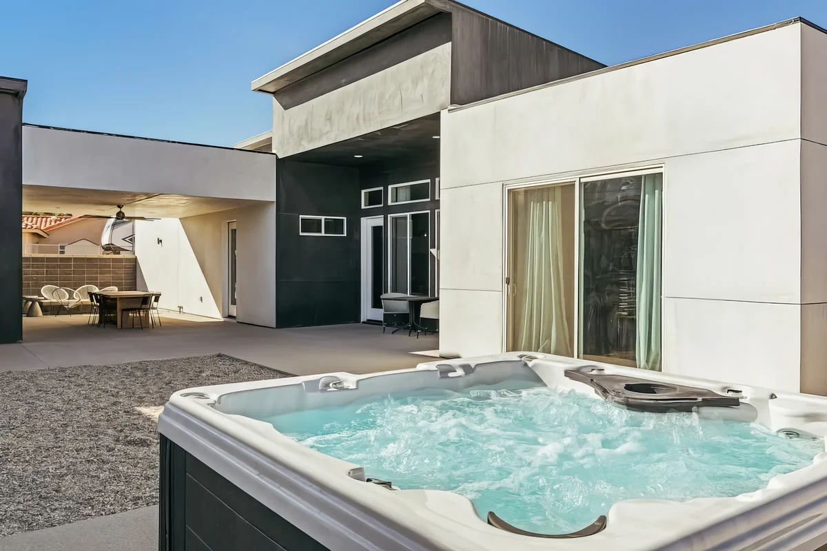 Wander Yucca Sands #38