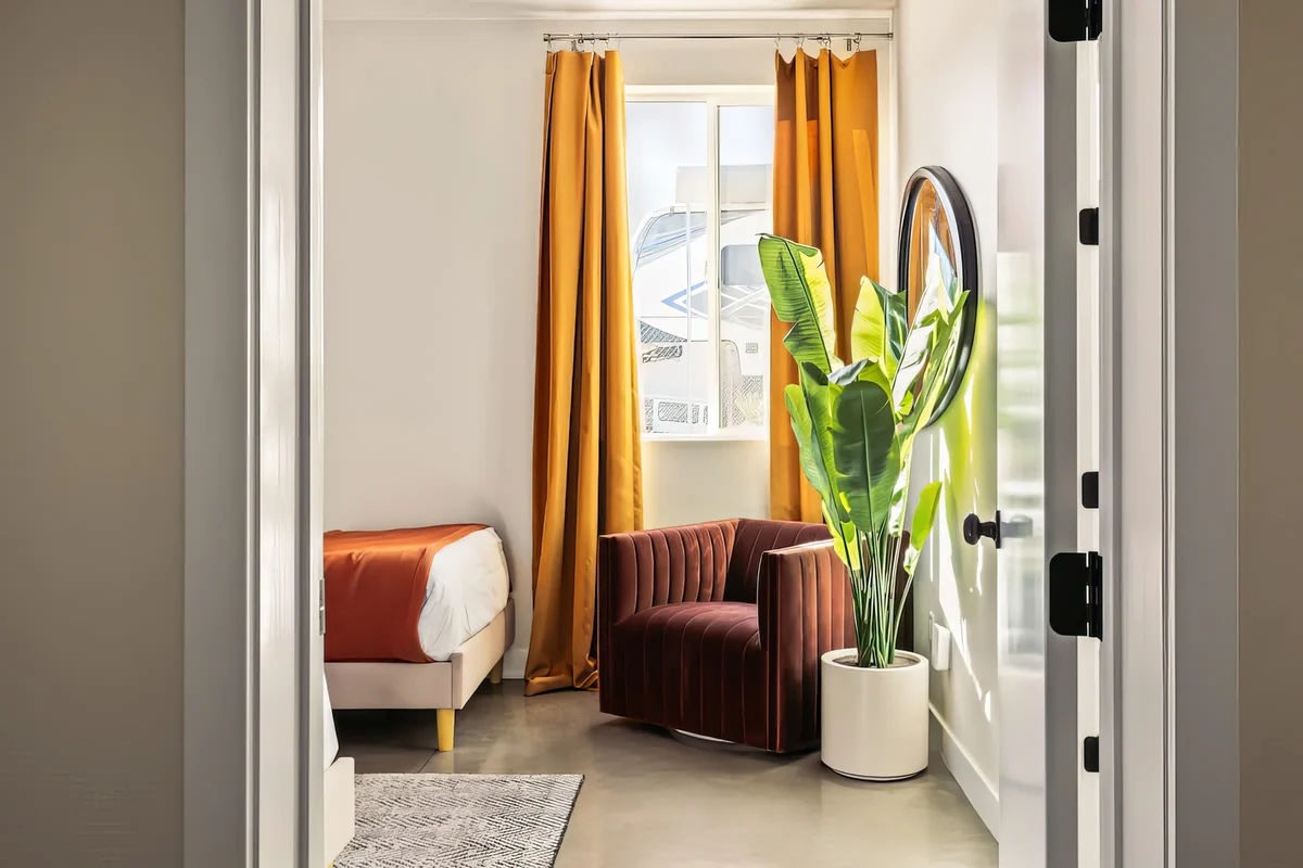 Wander Yucca Sands #28