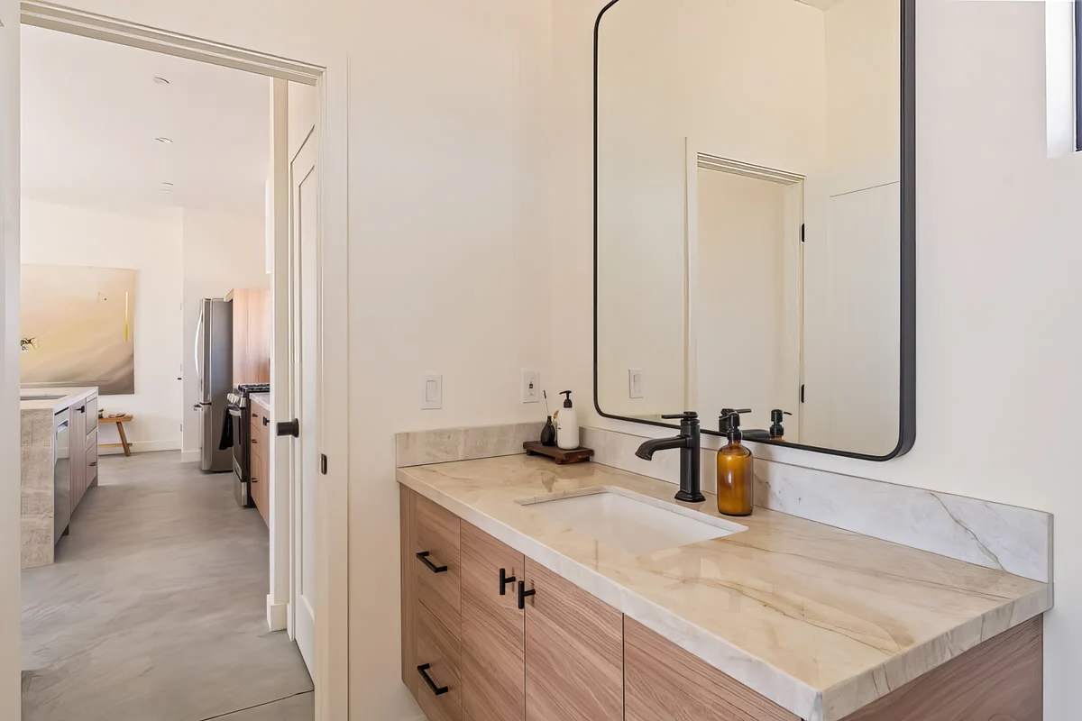 Wander Joshua Tree Sunscape #23