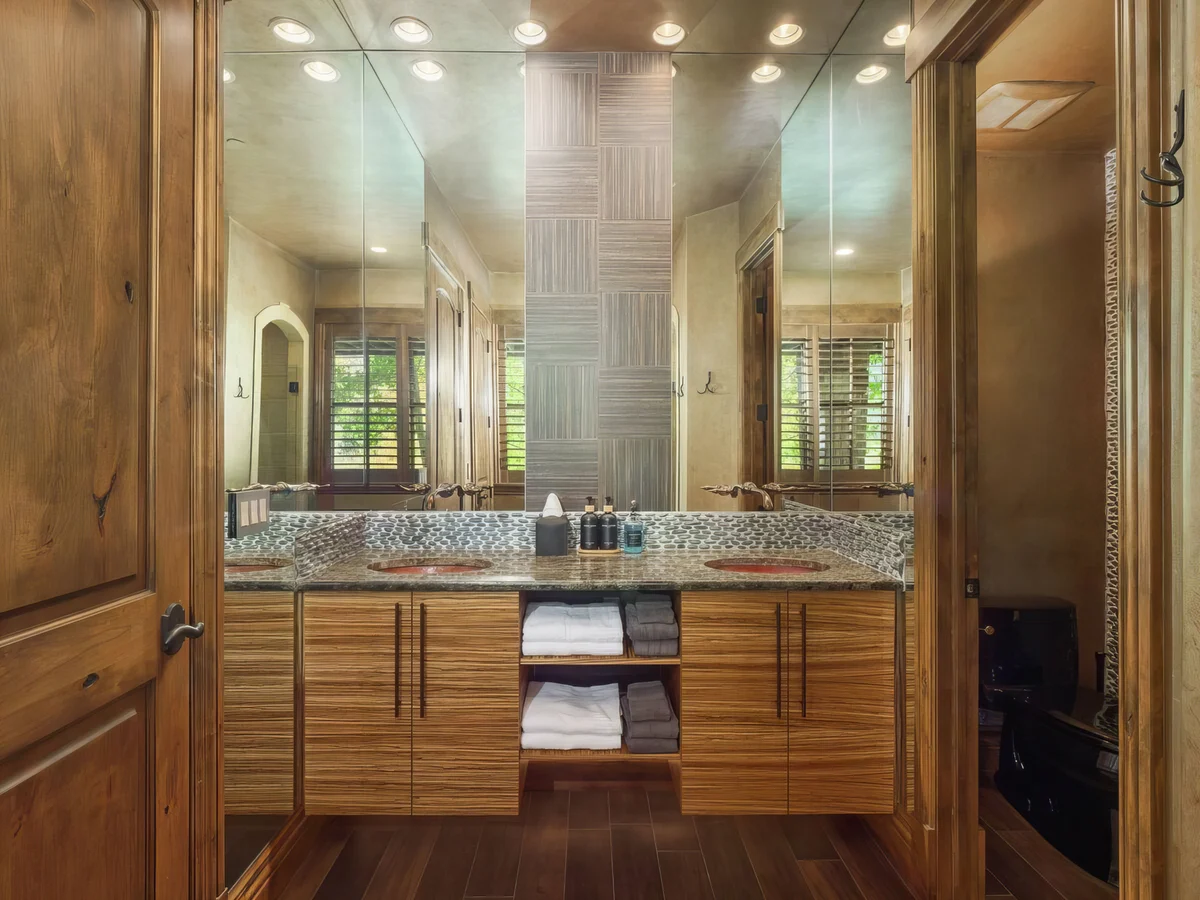 Wander Silverthorne Riverbend