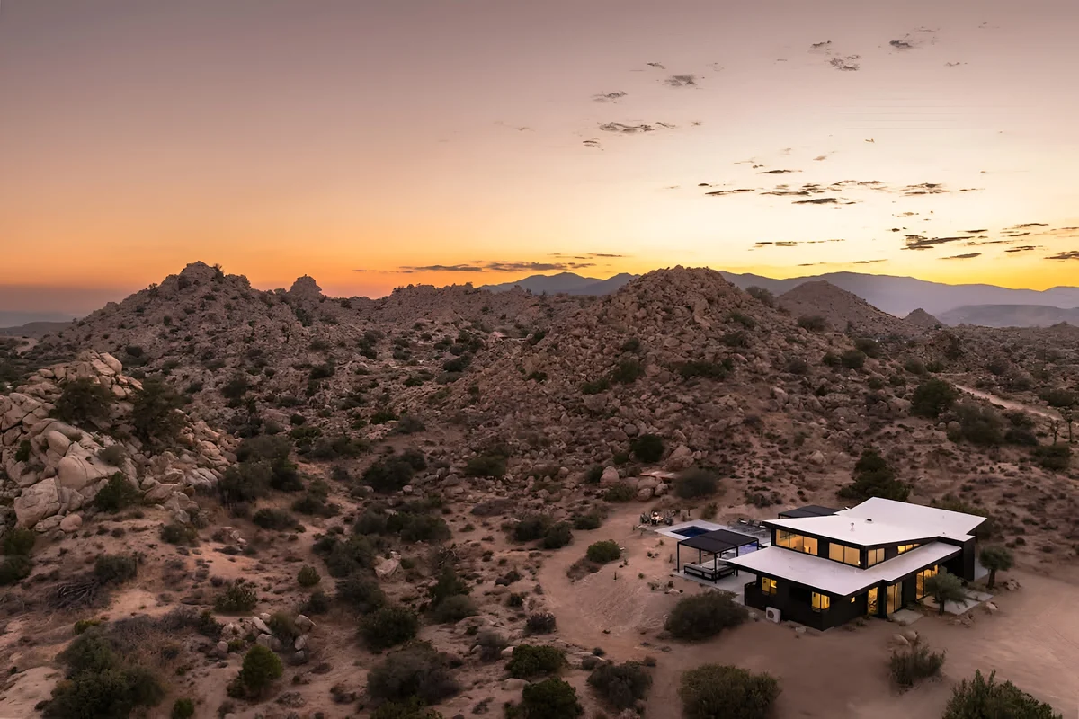 Wander Yucca Valley Allure #5