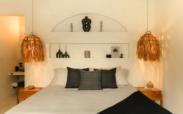 Bedroom 1 image 1