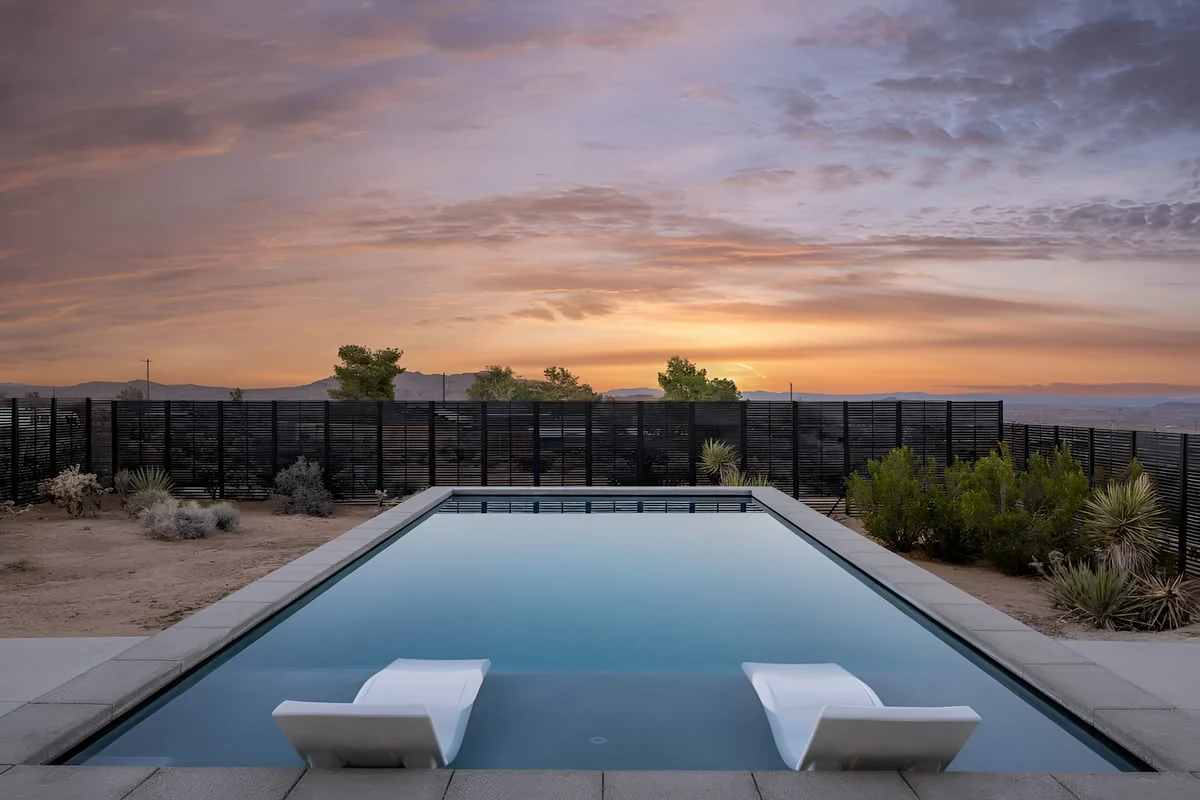 Wander Joshua Tree Lucent #2