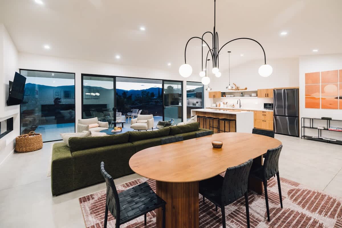 Wander Pioneertown Mesa Vista