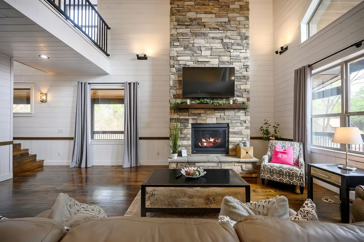 Wander Broken Bow Retreat #17