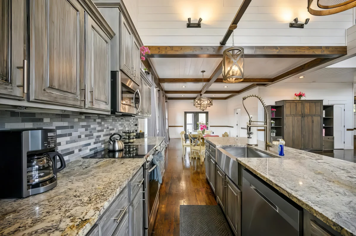 Wander Broken Bow Retreat #18