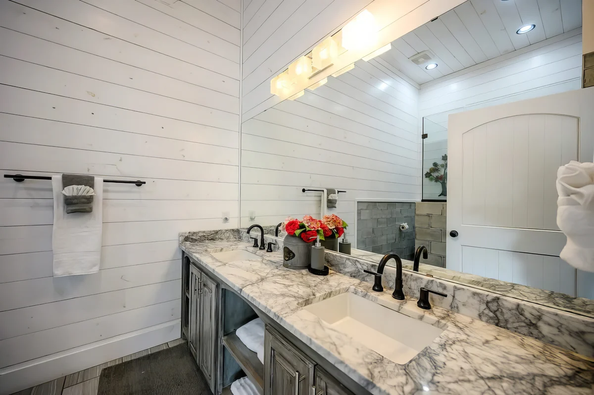 Wander Broken Bow Retreat #20