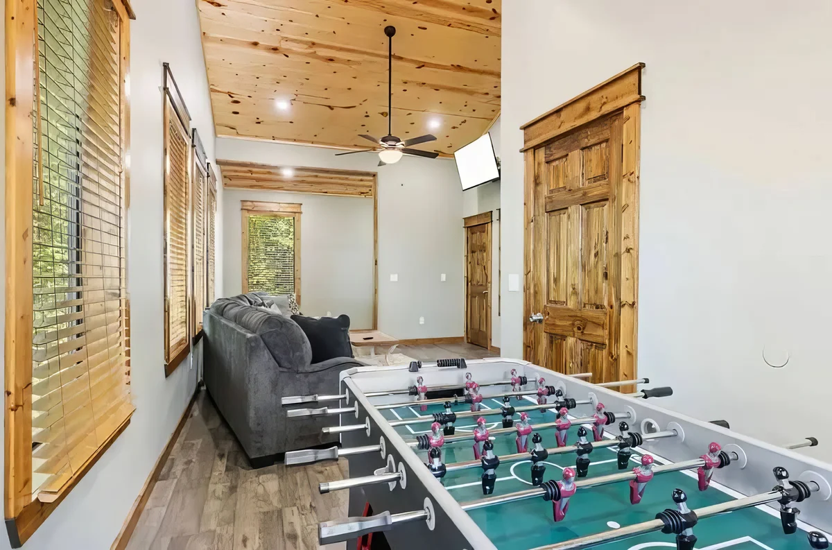 Wander Broken Bow Preserve #24