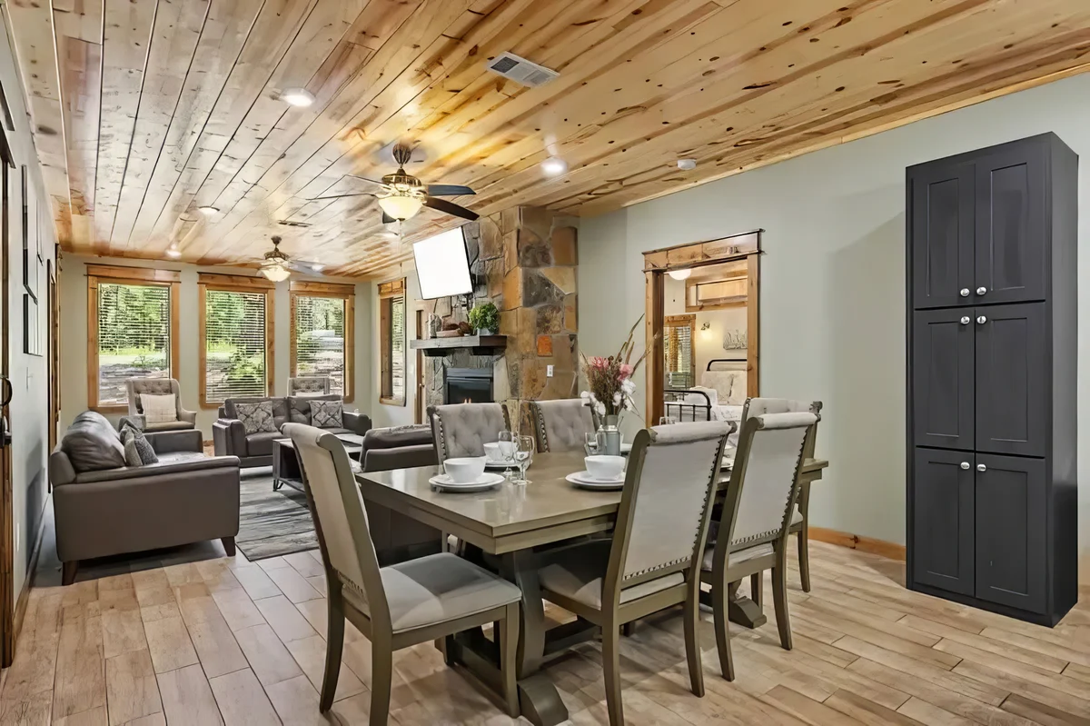 Wander Broken Bow Preserve