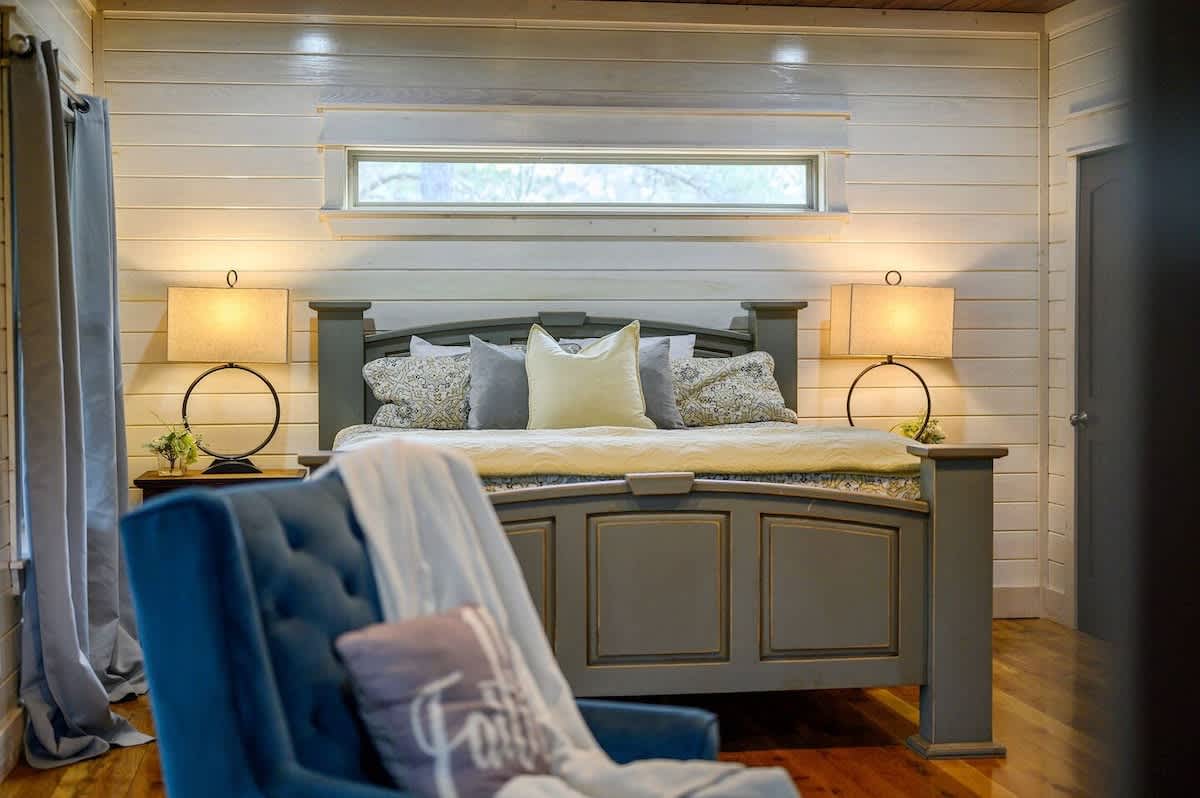 Wander Broken Bow Glade #26