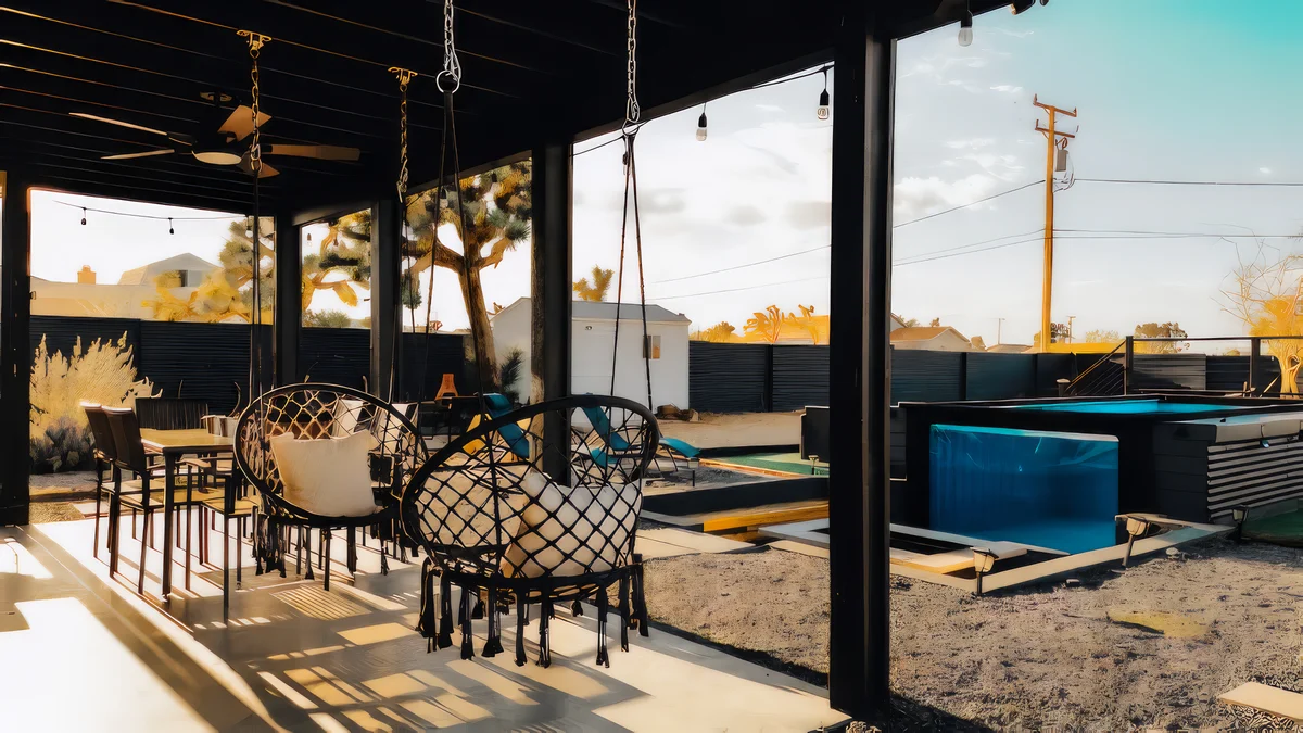 Wander Yucca Valley Ember