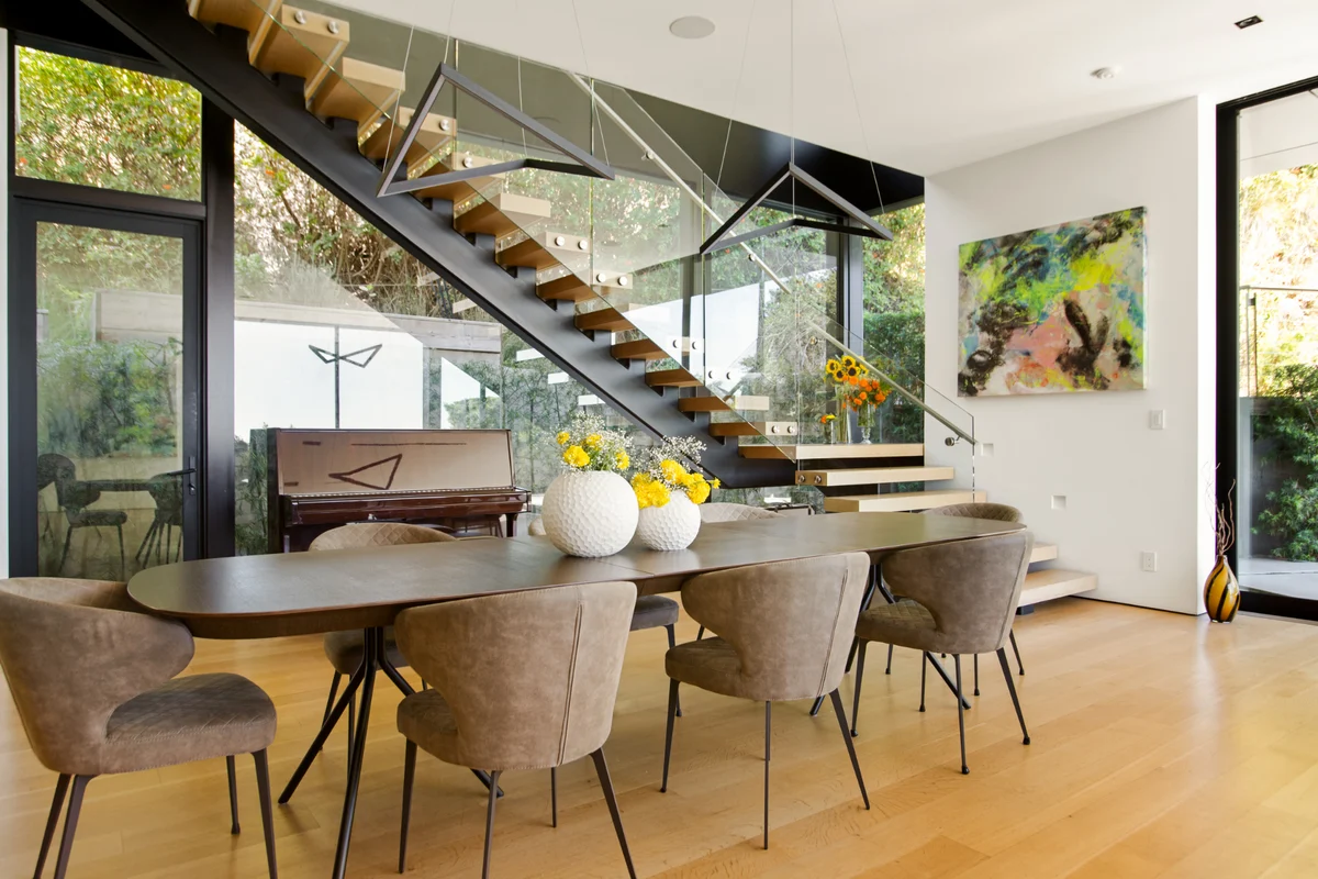 Wander Hollywood Crest #37