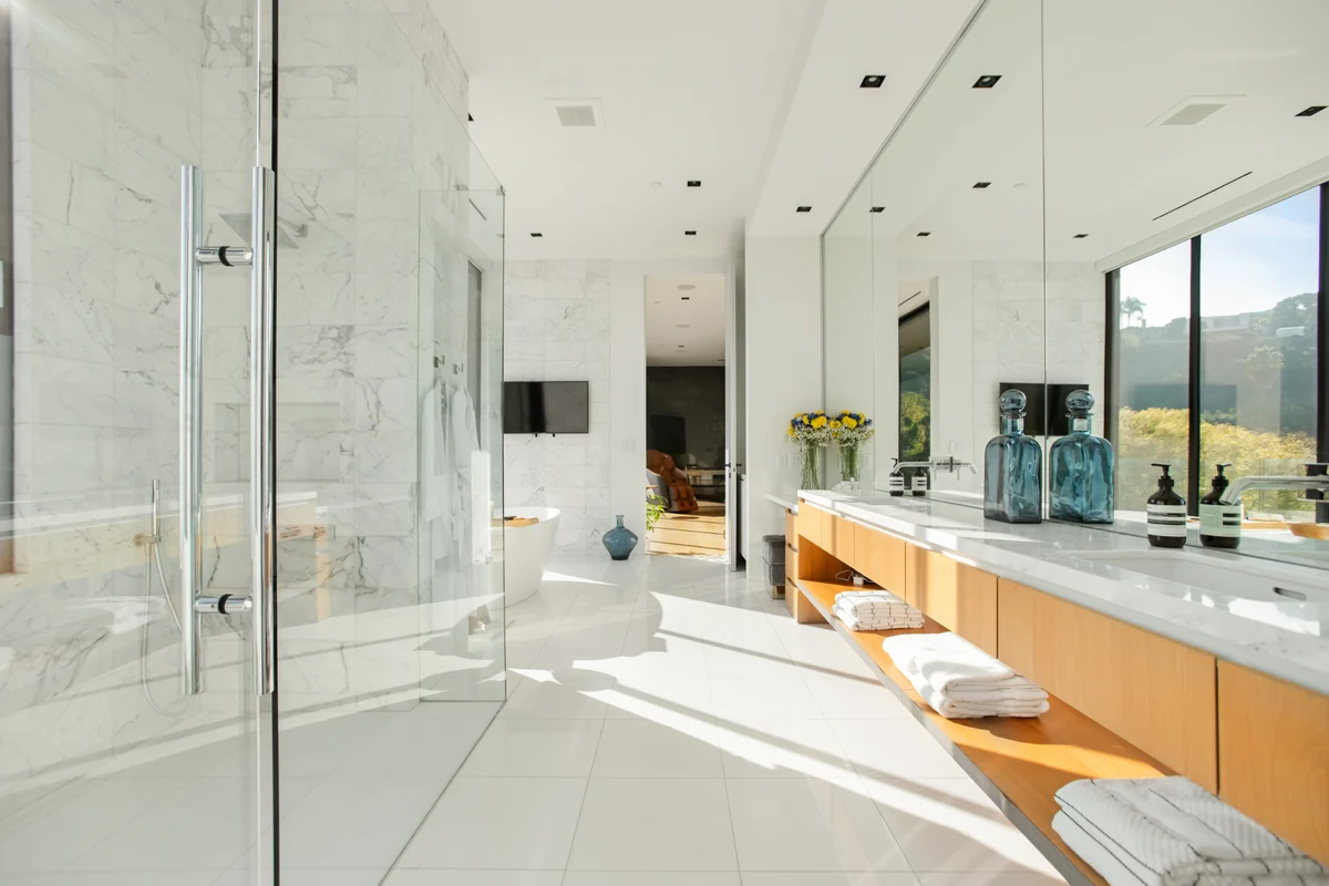 Wander Hollywood Crest #57