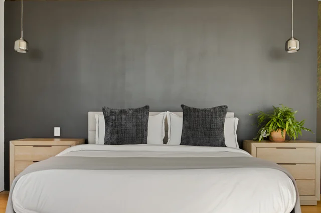 Bedroom 3 image 1