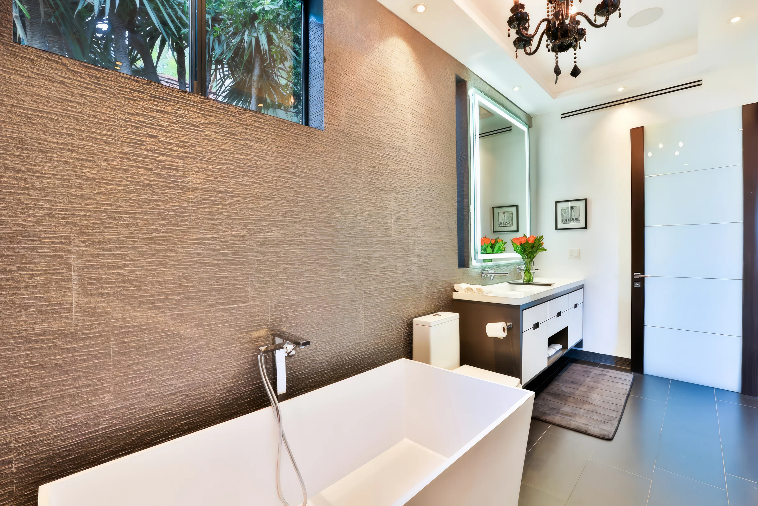 Wander Hollywood Heights Vista #19