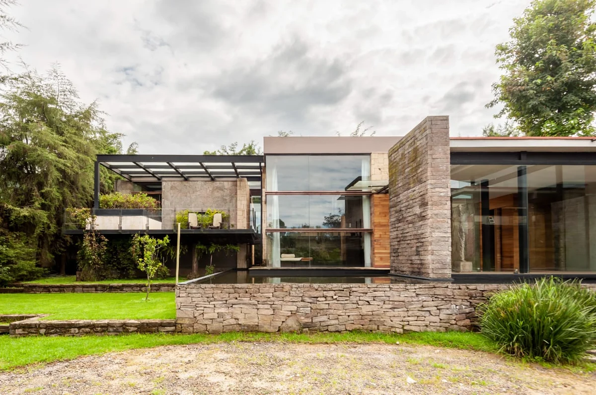 Wander Querencia Estate #49