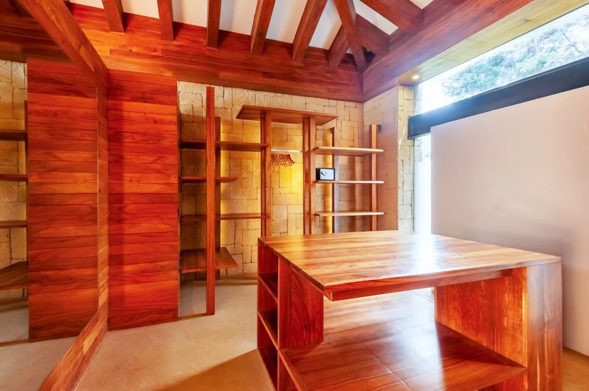 Wander Querencia Estate #61