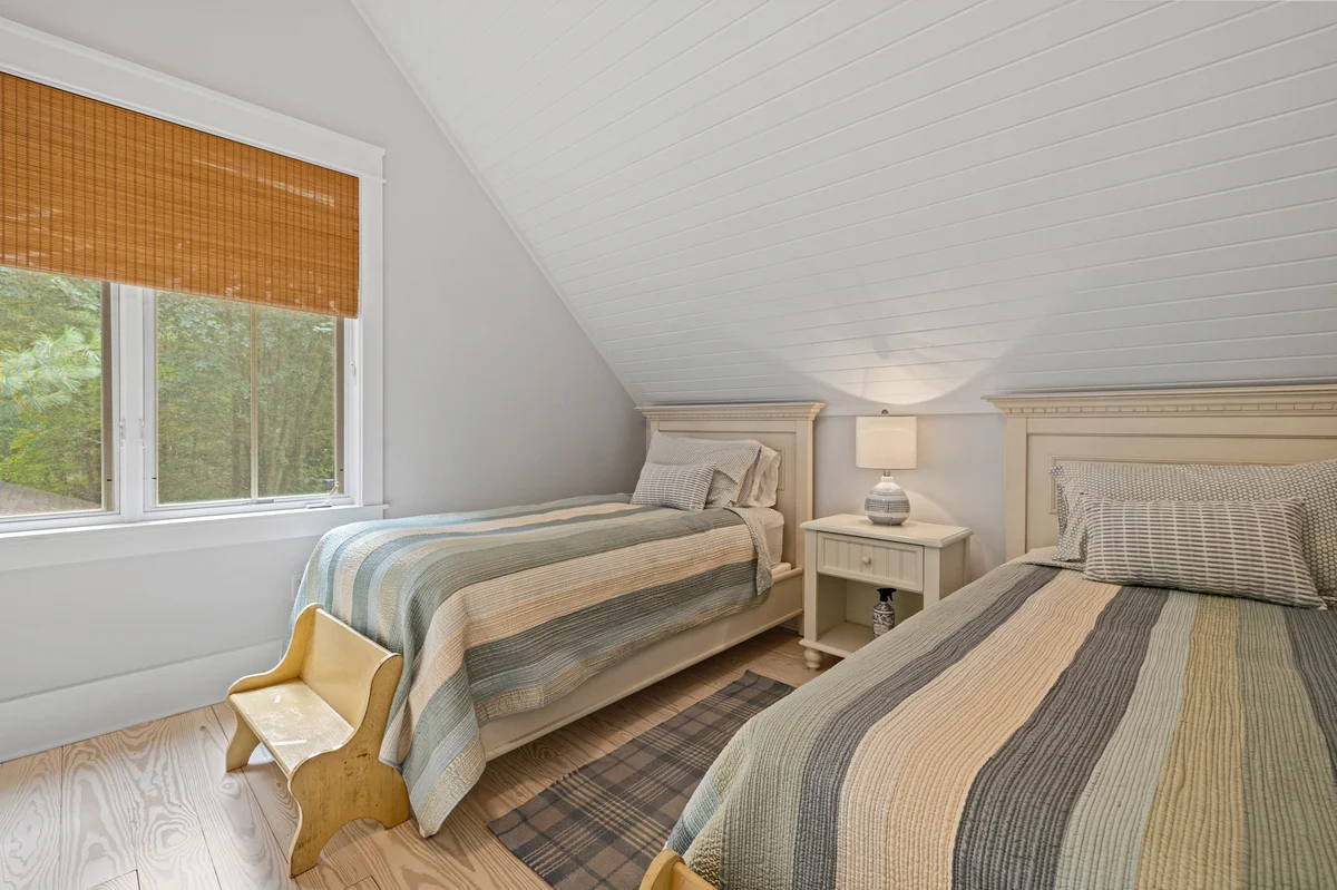 Wander Union Pier Lakehouse #23