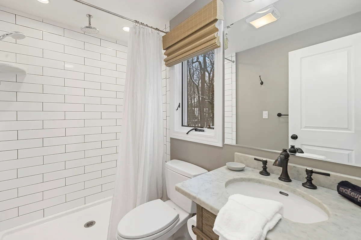 Loma House #16